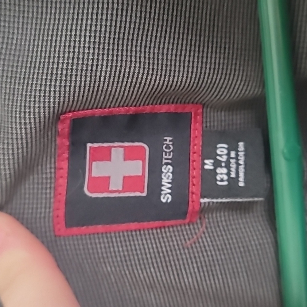 SwissTech - Picture 3 of 4